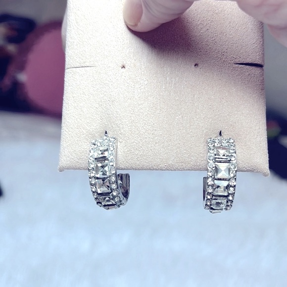 Nwot sterling silver lab created diamond  hoop earrings! Sparkle like none other - Picture 3 of 4